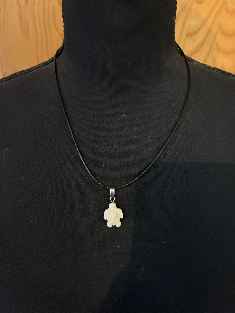 🆕 Turtle Stone Pendant Necklace in White - Women's Jewelry